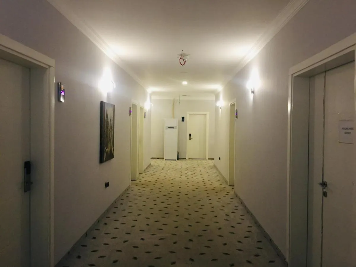 Plaza Hotel Izmir 3*,
